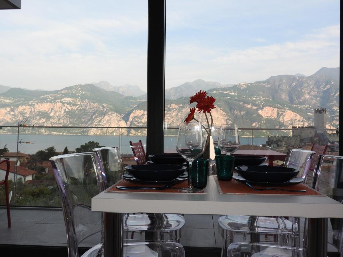 Appartamento Blue Sky Garda - Sunset Malcesine Esterno foto
