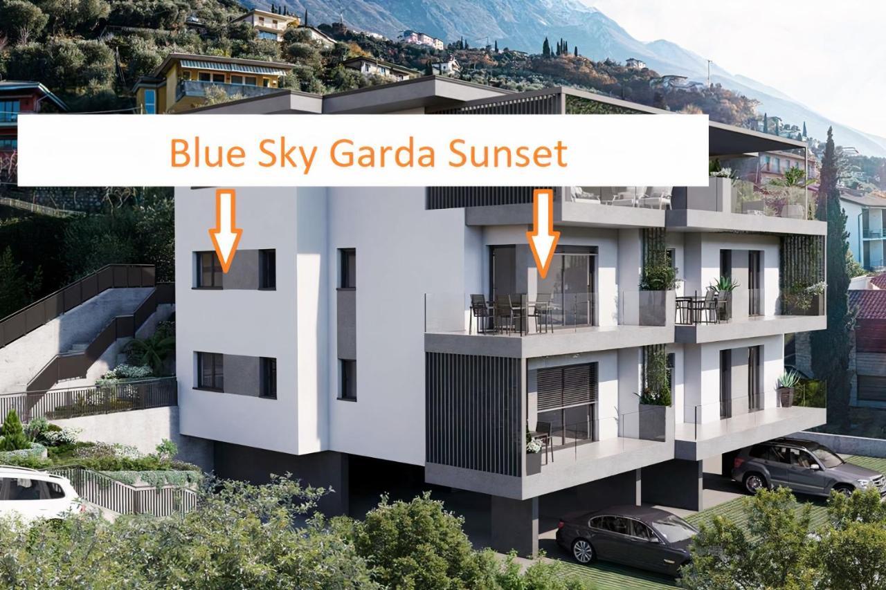 Appartamento Blue Sky Garda - Sunset Malcesine Esterno foto